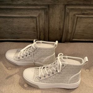 MICHAEL KORS SNEAKERS Women (sz9.5)NEW